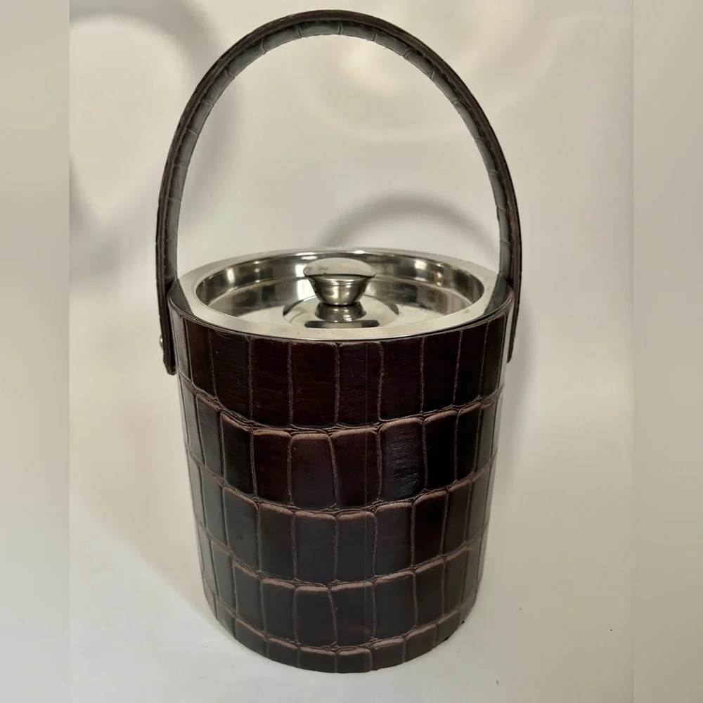 Crocodile-style leather ice bucket